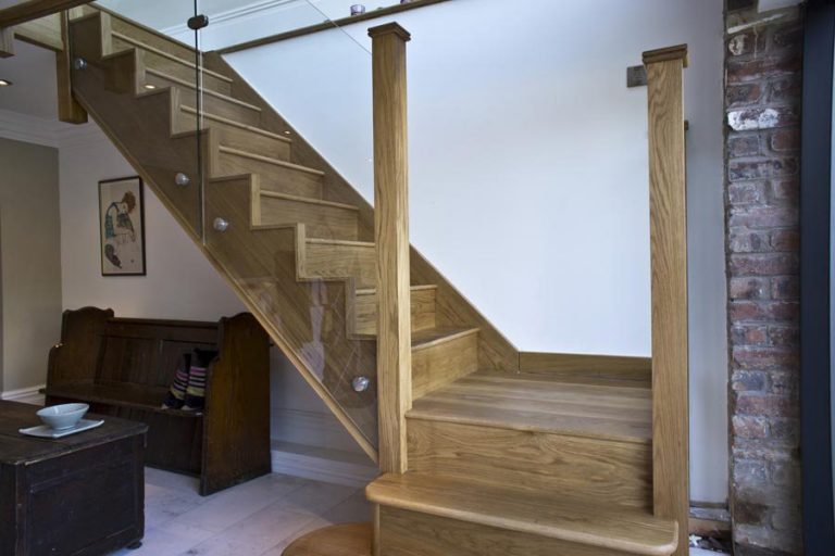 bespoke+glass+oak+wirral+staircase | Design My Stairs