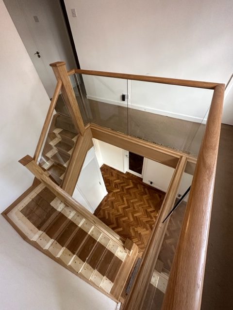 OAK BESPOKE GLASS STAIR BANNISTER REFURBISHMENT DIY KIT (2) | Design My Stairs