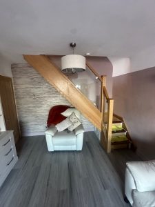 GREAT SUTTON ELLESMERE PORT GLASS OAK STAIRCASE RENOVATION 2025 3 | Design My Stairs