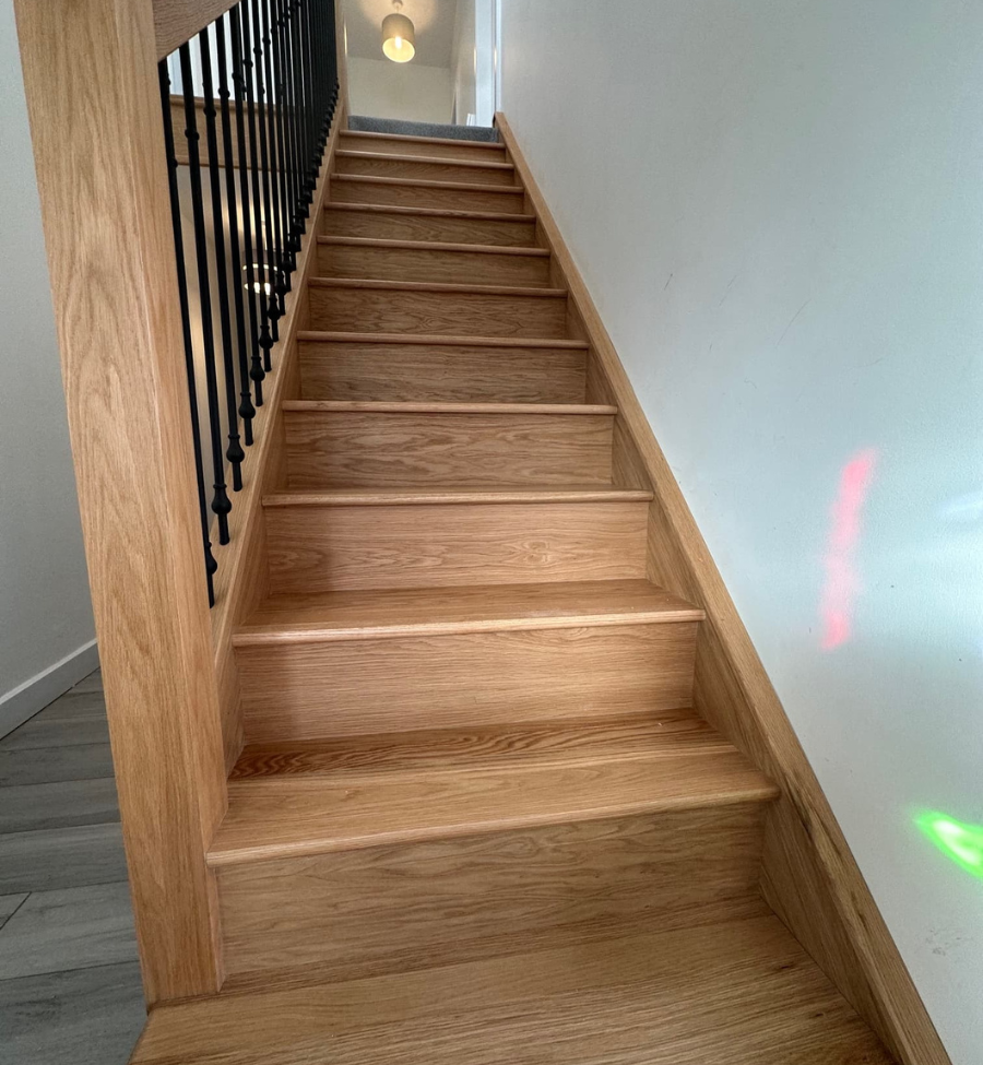 OAK TREAD Risers | Design My Stairs