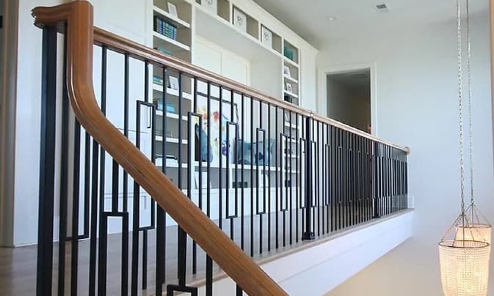 Iron metal spindle stair renovation1 (2) Iron metal spindle stair renovation1 (2)